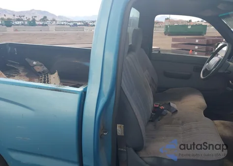 1996 Toyota Tacoma z USA, uszkodzony, nr VIN 4TANL42N8TZ206143